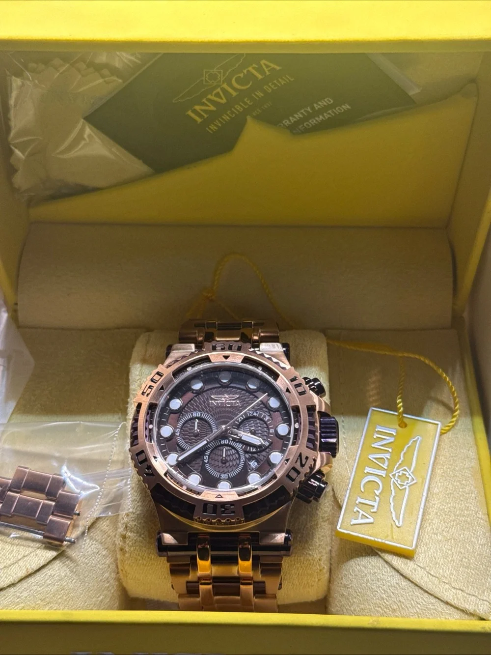 Invicta men chronograph